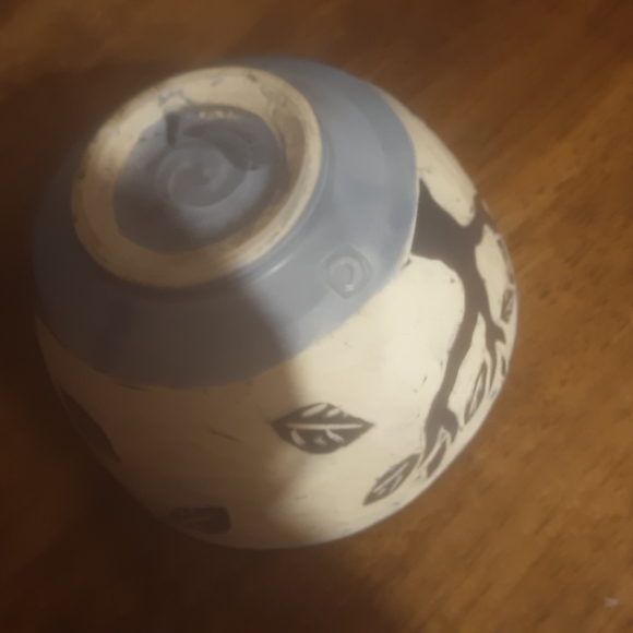 Bowl - Picture 2 of 2